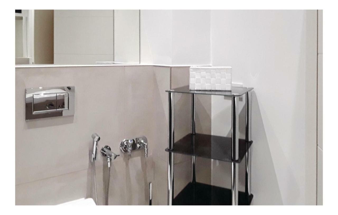 Moon Apartment *